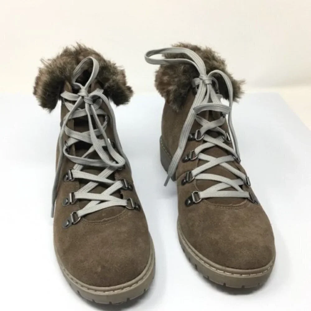 3/$25 Bass Aubrey Fur Trim Suede Leather Boots 8M
